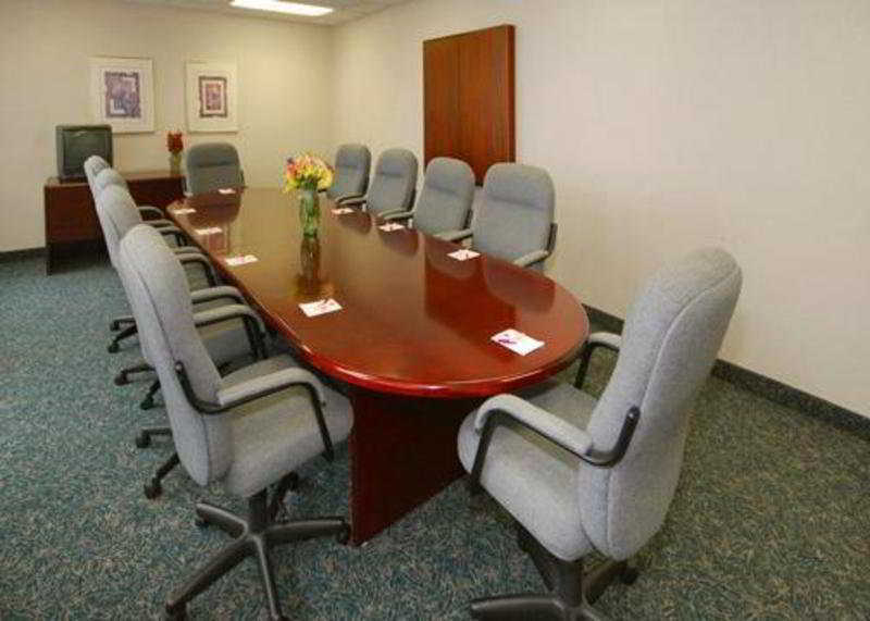 Comfort Suites Airport Columbus Faciliteter billede